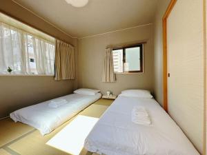 15-minute walk from Shinsaibashi, 6LDK, Japanese-style room, extra-large terrace