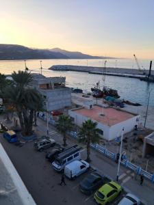 Appartements meublés à louer à Jebha avec une charmante vue sur la 1 mer