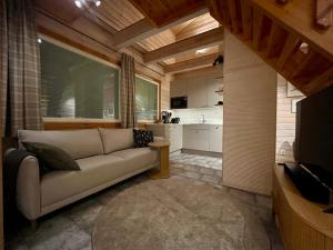 Ruka Snow & Sun 1 - Near Activities, WiFi, AC, Ski maintenance room