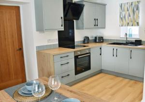 Newlands Cottage is charming and pet-friendly