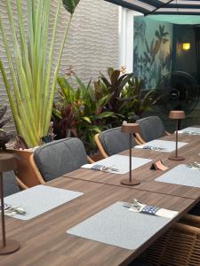 Gooseberry Baan & Bistro