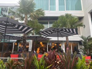 Gooseberry Baan & Bistro