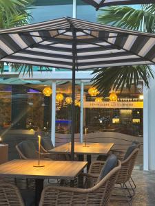 Gooseberry Baan & Bistro