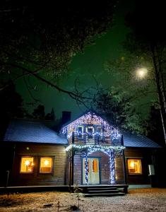 Pine Forest Hideout - Villa Tapiontytär