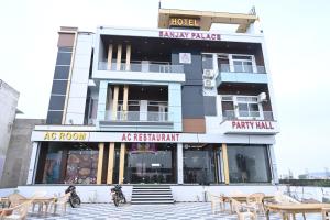 Hotel Sanjay palace