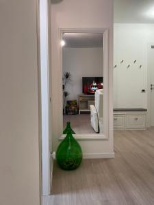 Z37 4bed, terrace, tennis and summer pool, 10 min Milan