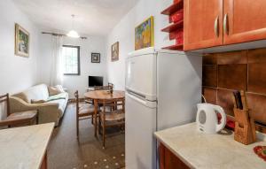 Amazing Apartment In Porec With Wifi