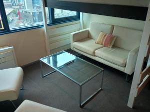 Cozy 1 Bed Apartment - 2 Min to Queen VIC Market