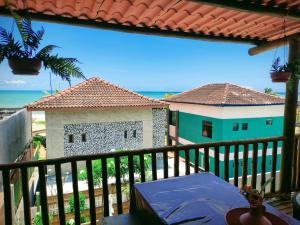 Chalé Beira-Mar com Piscina Privativa e Varanda em Barra do Jacuípe