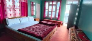 Chander Pahar Retreat