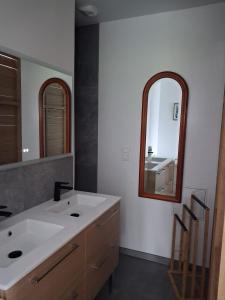 Gîte du Papillon CALUTRE Domaine du Papillon CALUTRE