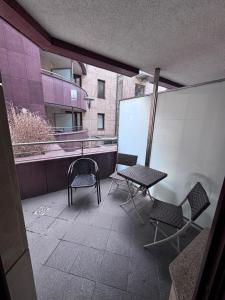 2-room apartament next to Galeria Dominikańska Krawiecka 3