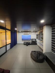 E7 Apartment