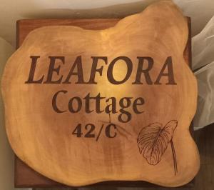 LEAFORA Cottage