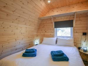 Creyr Glas Pod -Uk41796