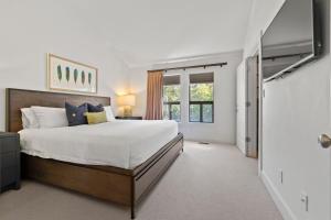 RMR: Cinquefoil 1615 Condo in The AspensWilsonWY