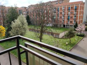 I Girasoli - Quiet apartment for center and fairs with free Wi-Fi