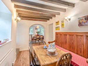 Ty Newydd Y Graig - 28017