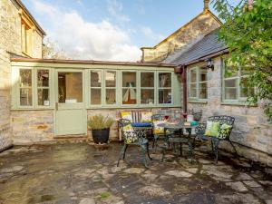 Orchard Cottage - Uk30437
