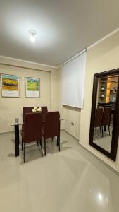 Apartamento de 3 habitaciones, Cocina Americana y Salón Moderno