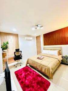 Vibe Phuket Private Rooms in Shared Villa Some Shared Bathrooms