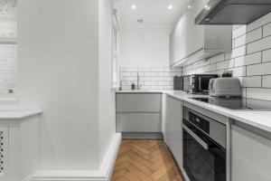 Chic Kensington Residence