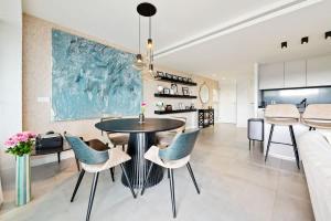 Costa Elegant Escape