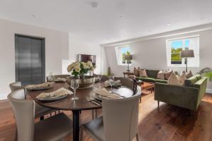 Spacious 4 Bedroom Loft Retreat