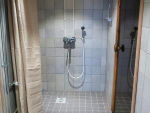 Satamatupa järvinäkymällä - Satamatupa with lake view