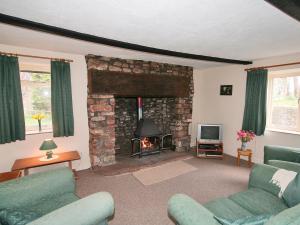 Maxmills Cottage - E1852