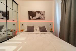 Romance Xcape Red Spice Retreat @ C.R Star E411