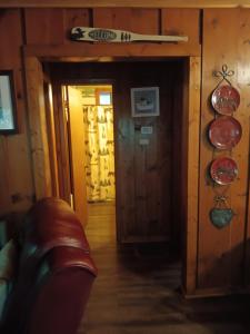 Secluded Tree House Cabin Tucked Away in the Woods near Blue Ridge, Georgia