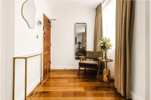 Peaceful One Bedroom Kensington Retreat