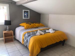 Villa les Palmiers pool spa view of Bavella