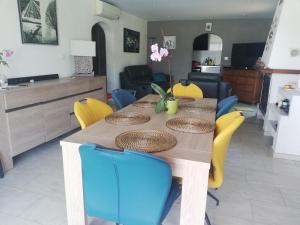 Villa les Palmiers pool spa view of Bavella