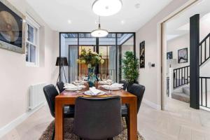 Luxury 5 Bedroom Home