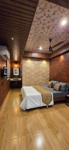 Walawal Bliss Farm Stay