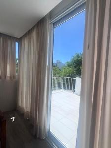 Triplex con 3 dormitorios, terraza y cochera