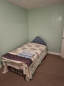 Pearl Beach House, Lincs