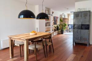 Charming Apartment with Roof Terrace