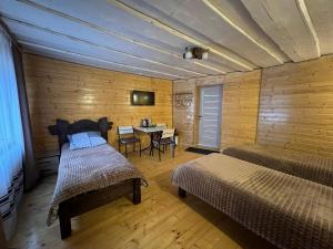 Готель-кафе Чатина