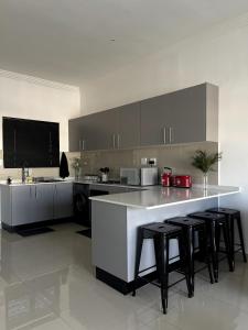 Upmarket 2 Bedroom Apartment Ballito