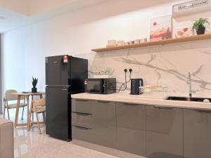 Bay Suites Kota Kinabalu by LAXZONE