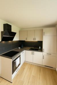 Alpenpanorama Renoviertes Apartment mit Bergblick