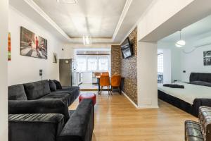 Cozy Condo in Bllok 5 min walk from Central Park