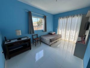 Casa com 2 quartos e 3 camas no Rio vermelho