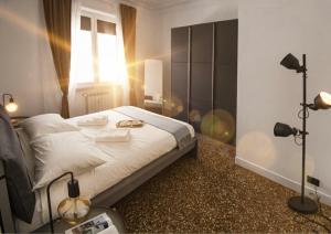 Aurelias Hideaway, Near Vatican