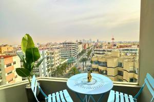 Skyline View Luxury Private Parking - Netflix