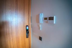 Skyline View Luxury Private Parking - Netflix