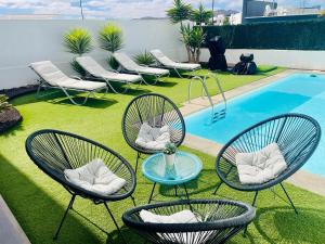 Villa Neo - Private Pool - 8 minutes Corralejo, mini Gym!!